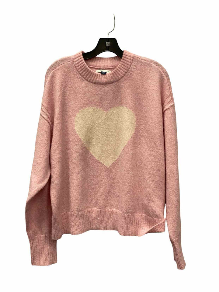 American Eagle Size M Pink White heart Sweater