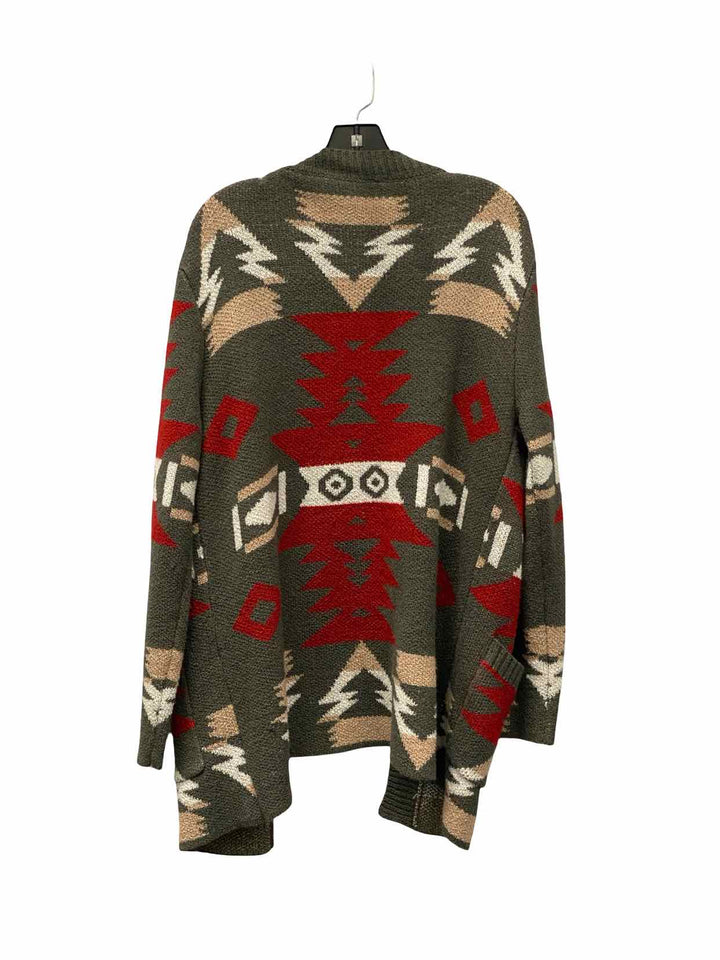 Unknown Brand Size L Green Red Print Sweater