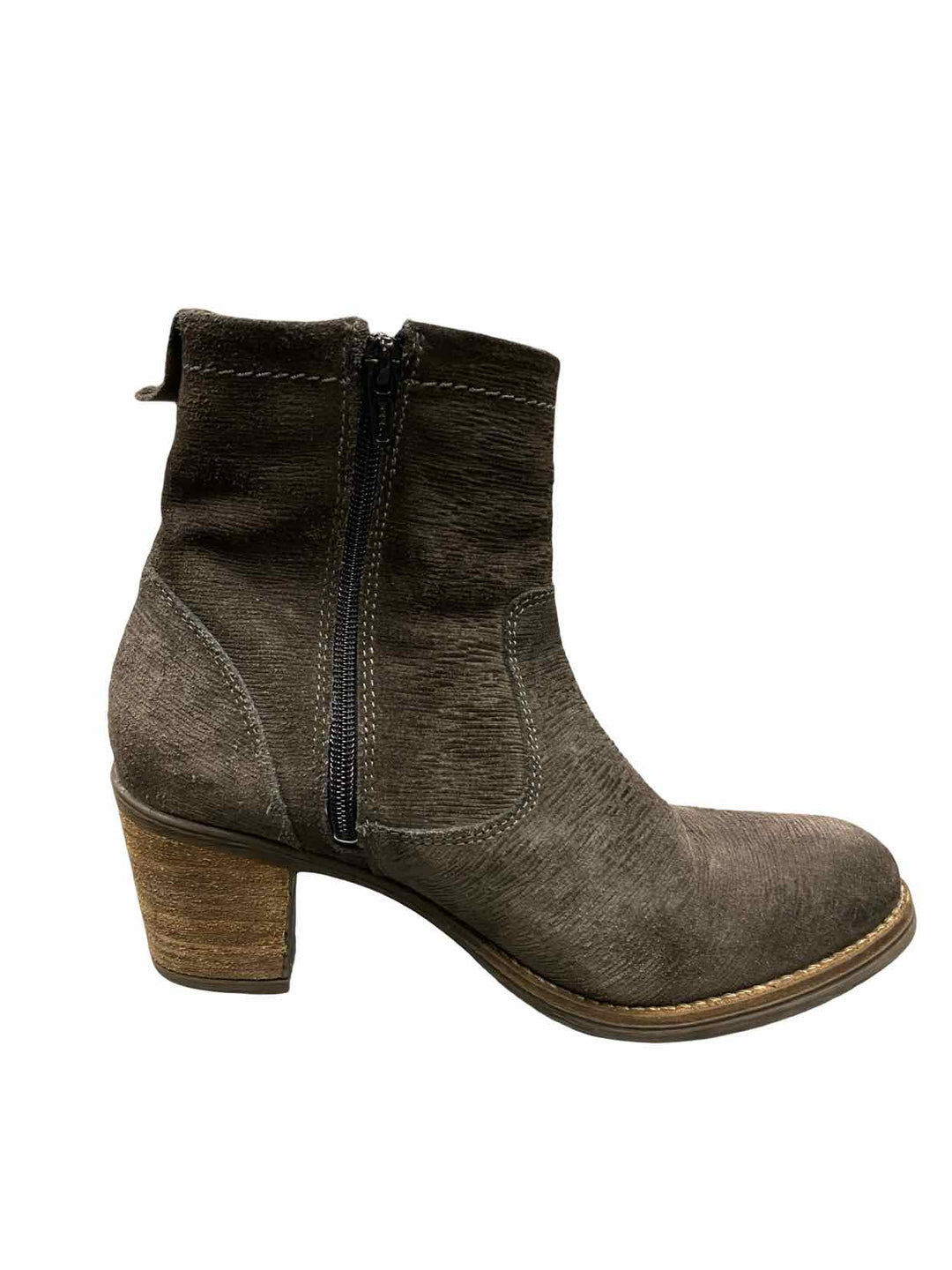 Taos Shoe Size 38 Grey Suede Shaka 2 Boots(Ankle)
