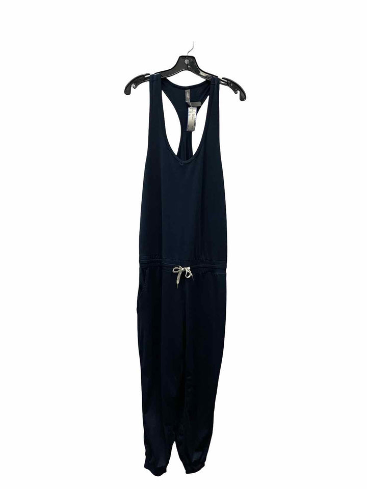 Vuori Size XL Navy Dress
