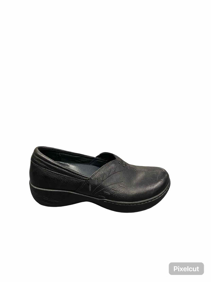 Dansko Shoe Size 38 Black Leather Abigail Clogs