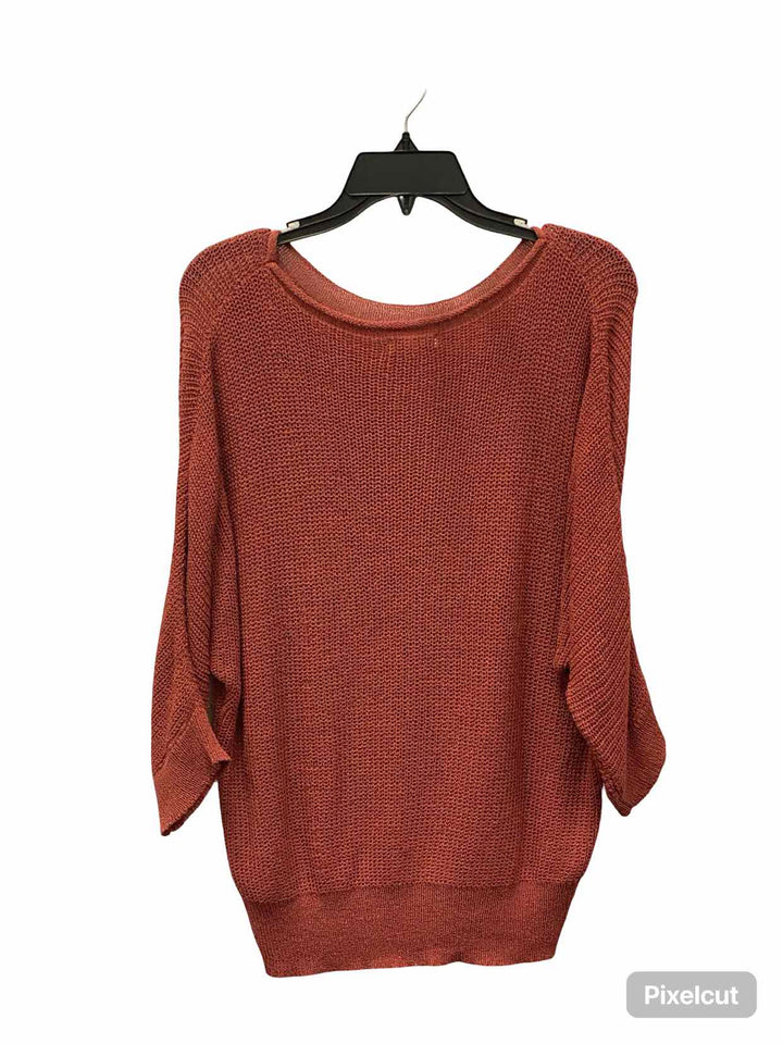 Olivia Grey Size L Red Sweater