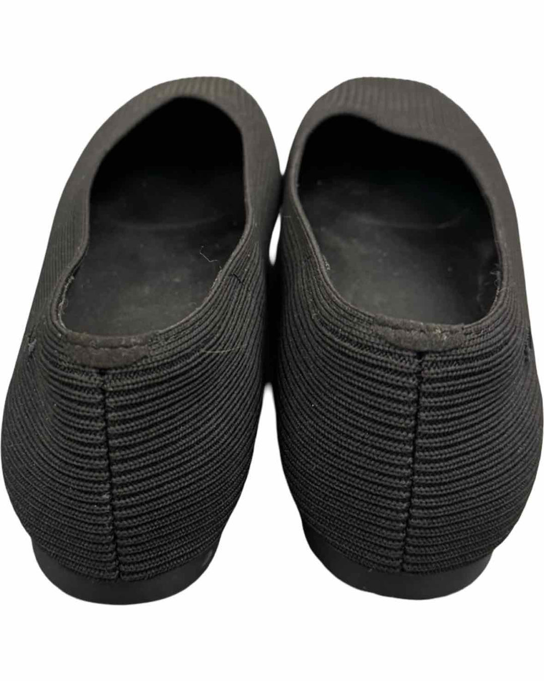 Vivaia Shoe Size 41.5 Black Square-Toe V-Cut Flats