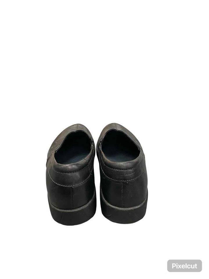 Dansko Shoe Size 38 Black Leather Abigail Clogs