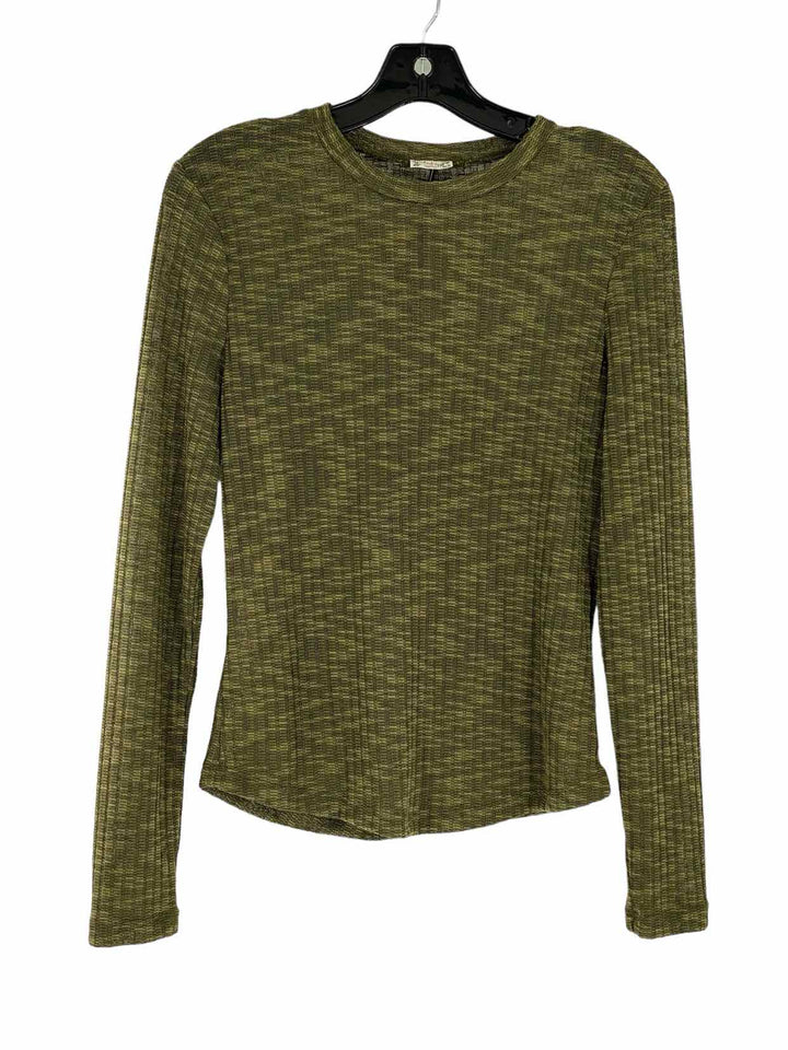 Intimately Size M Green Long Sleeve Shirts