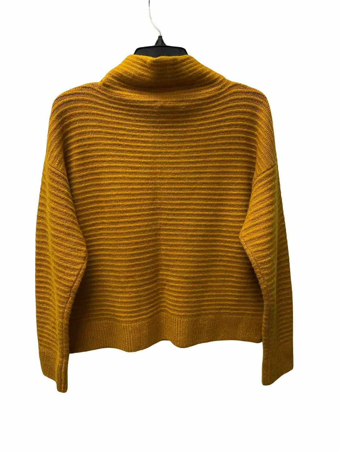 MadeWell Size M Mustard Yellow Sweater