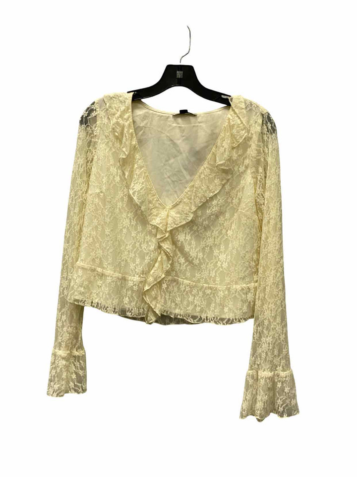 American Eagle Size M Cream Lace Long Sleeve Shirts
