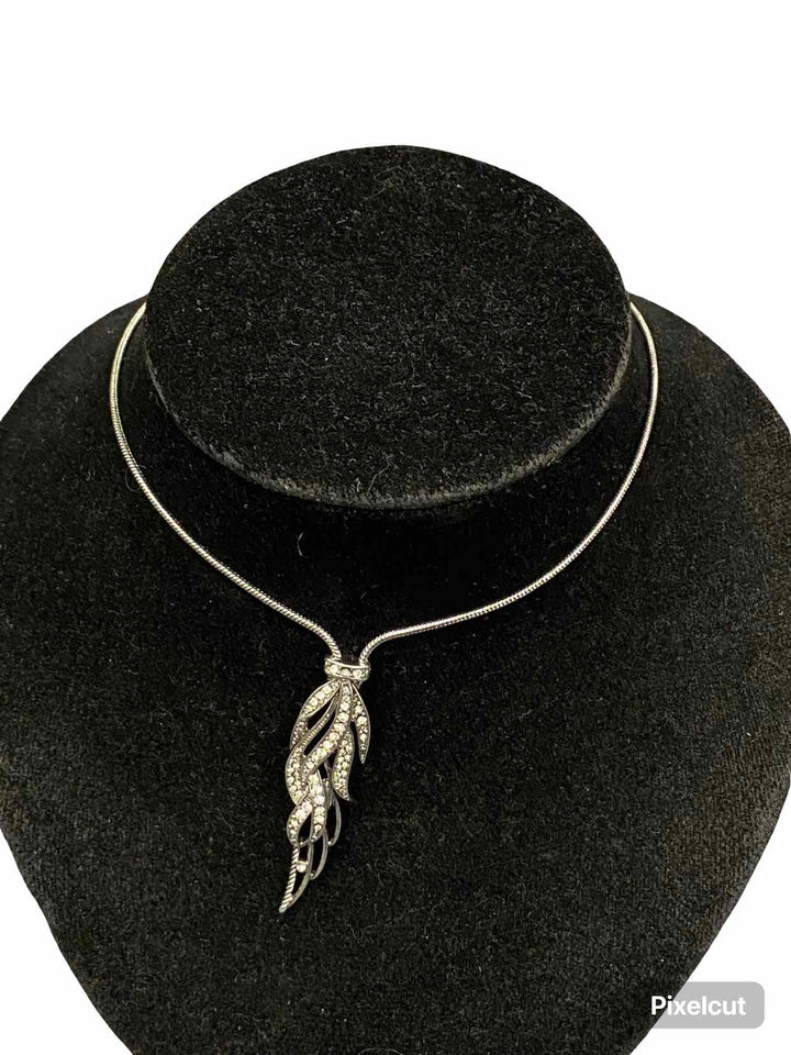 Chloe & Isabel Jewelry Set