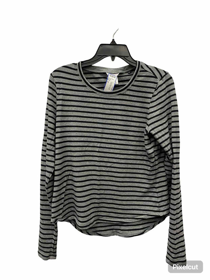 Cabi Size S Black Gray Striped Long Sleeve Shirts