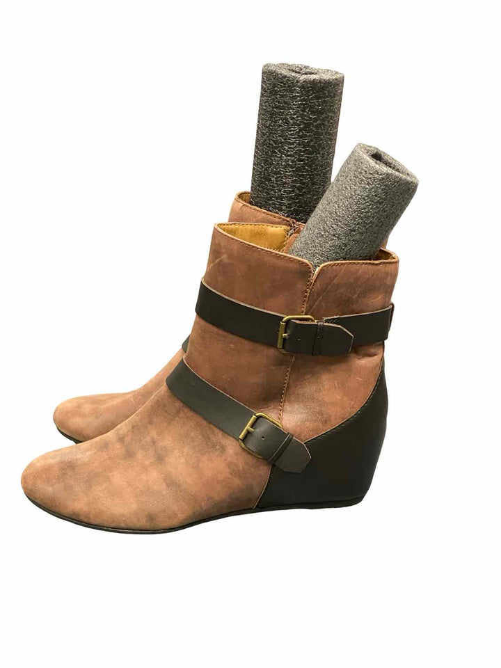 Comfortiva Shoe Size 11 Brown Leather Ramika Boots(Ankle)