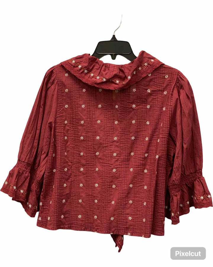 Lucky & Coco Size S Red White Floral Long Sleeve Shirts