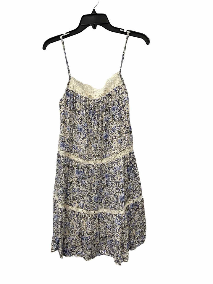 Wallflower Size M Blue White Floral Dress