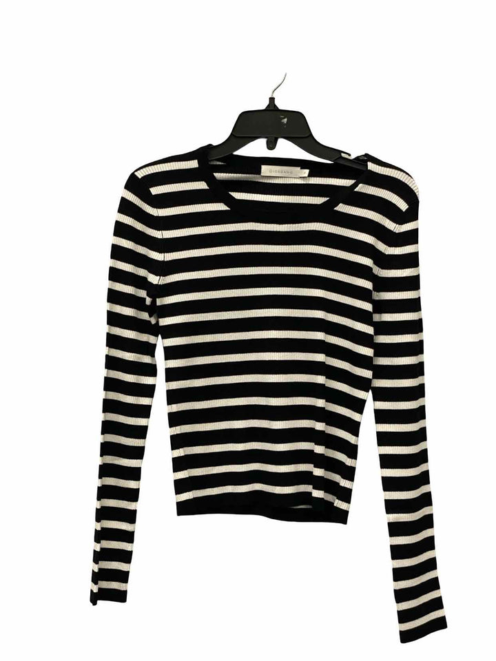 Giordano Size M Black White Stripe Sweater