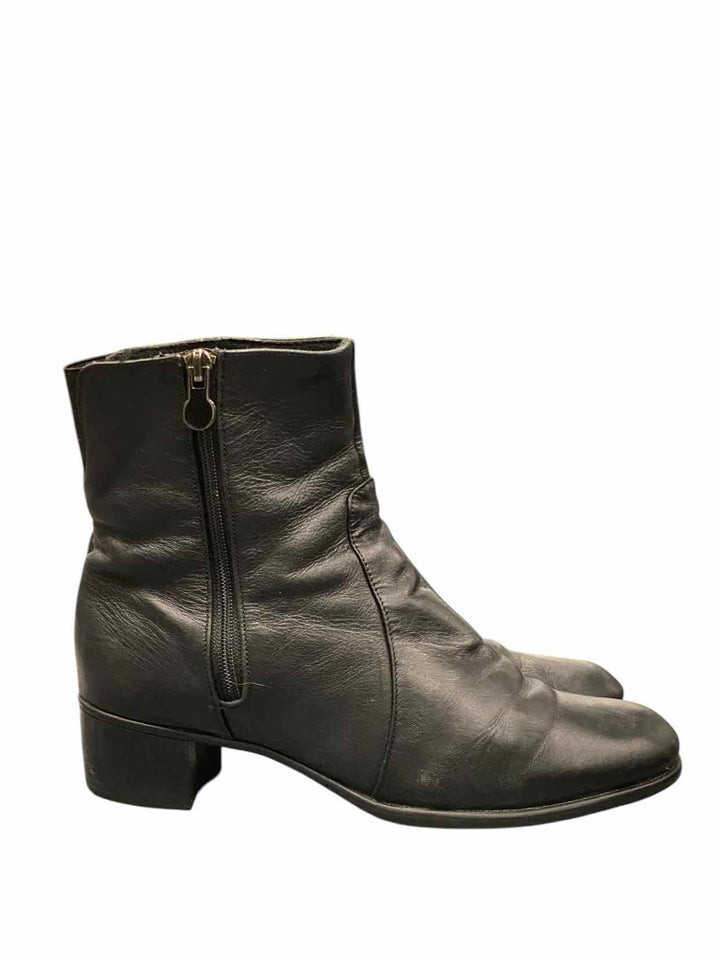 Munro Shoe Size 7.5 Black Boots(Ankle)