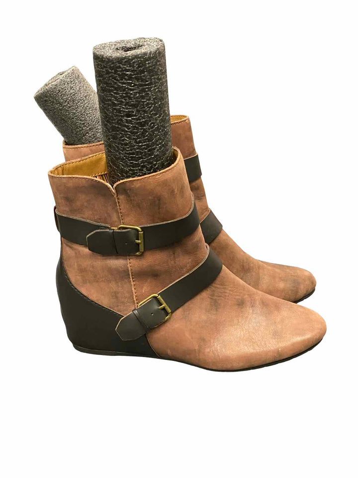 Comfortiva Shoe Size 11 Brown Leather Ramika Boots(Ankle)