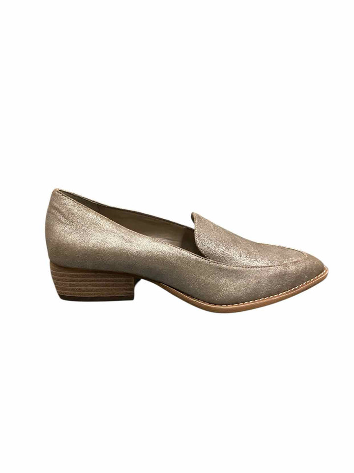 Vince Camuto Shoe Size 7 Silver Loafers