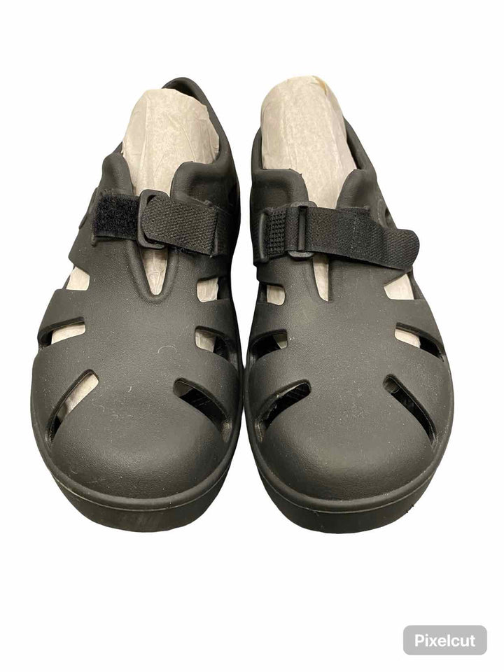 Oofos Shoe Size 39 Black OOcandoo Recovery Sandals