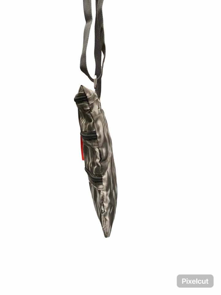 Eddie Bauer Grey Connect 3-Zip Travel Bag Purse