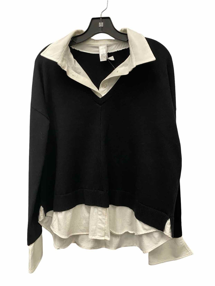 Wynne Layers Size M Black White Sweater