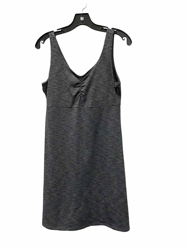 Kuhl Size M Grey Dress