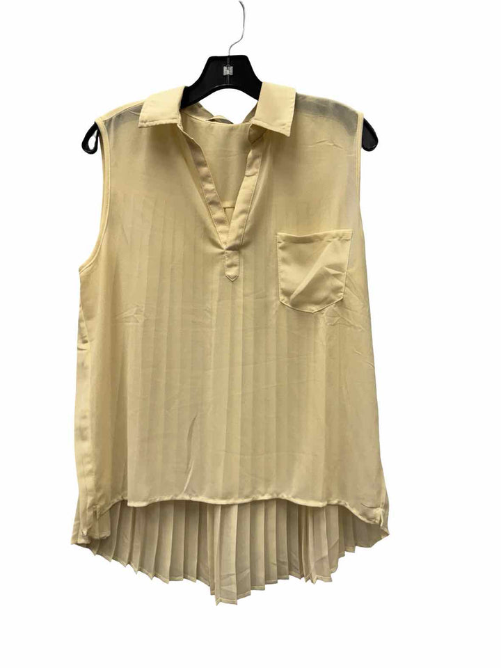 a. maglia Size M Cream Tank Top