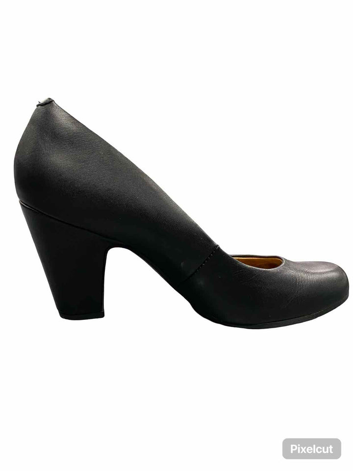Sofft Shoe Size 8.5 Black Leather Heels