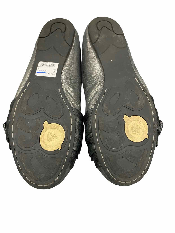 Born Shoe Size 9 Grey Metallic Leather Molly Flats