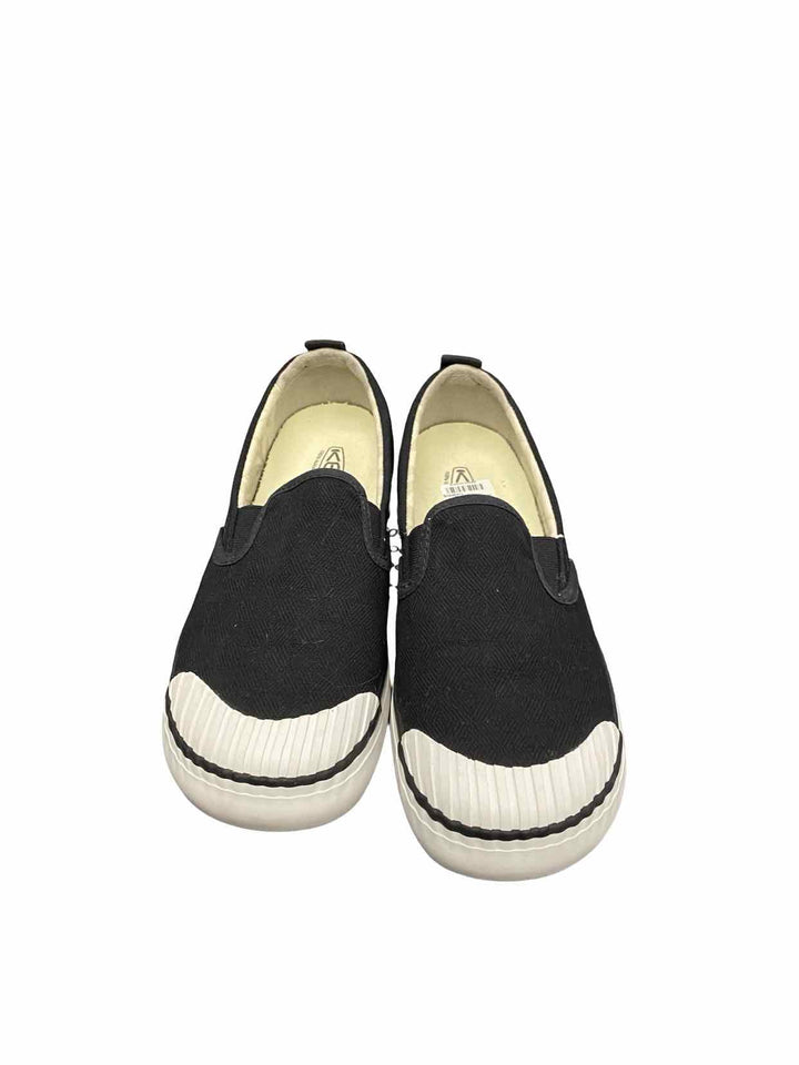 Keen Shoe Size 7 Black White Sneakers