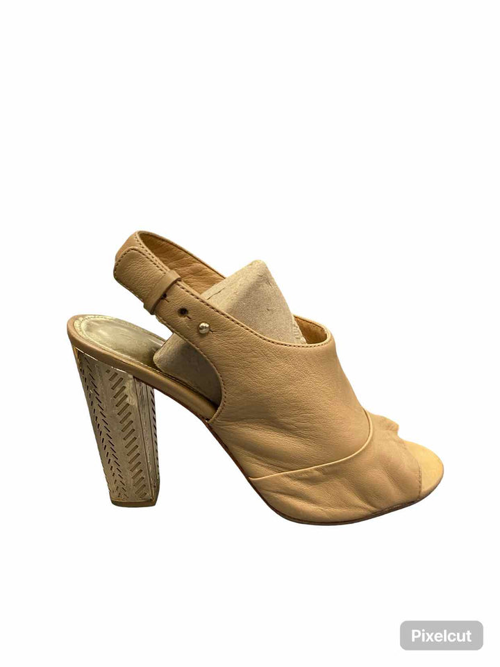 COACH Shoe Size 8.5 Tan Leather Heels