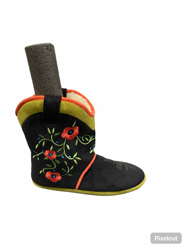 Ciccia Bella Shoe Size 9.5 Black Green & Red Boots(Ankle)