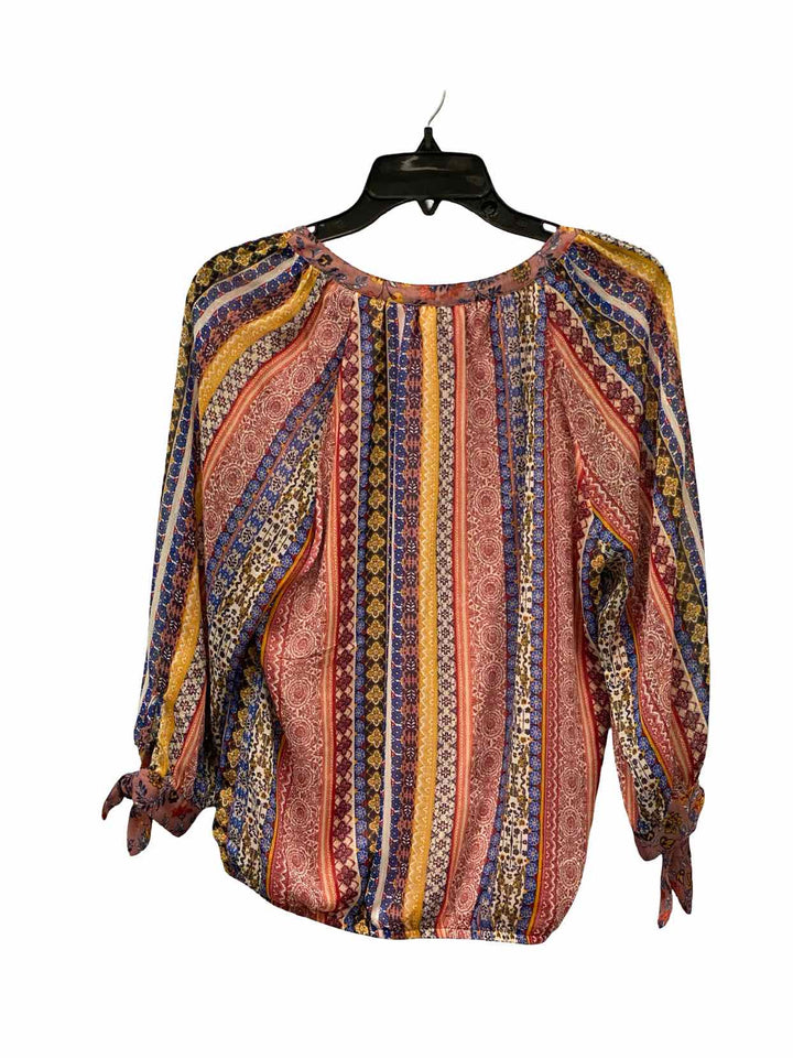 Figueroa & Flower Size M Red Multi Print Long Sleeve Shirts