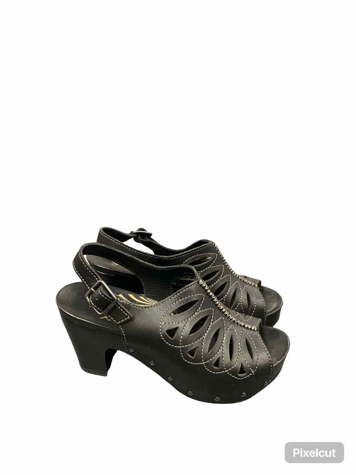 Dansko Shoe Size 38 Black Leather Rowena Heels