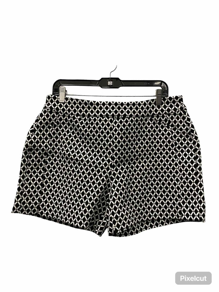 INC Size 12 Black White Print Shorts