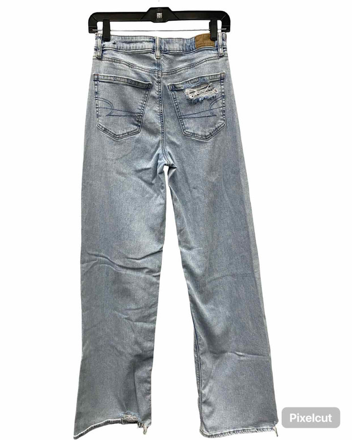 American Eagle Size 2 Blue Stretch Jeans