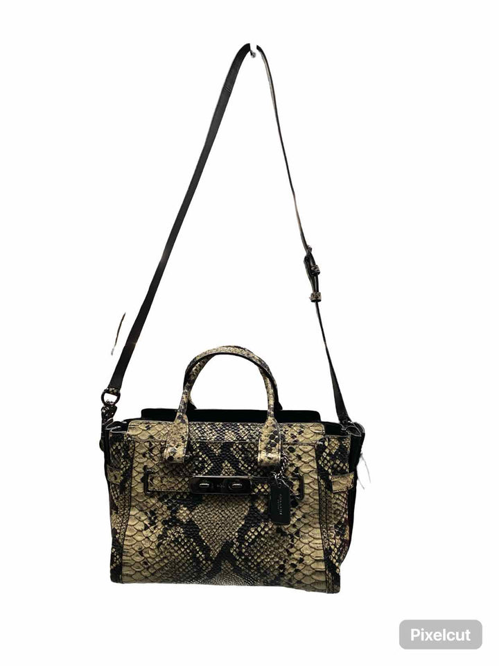 COACH Green Swagger 27 Carryall Purse