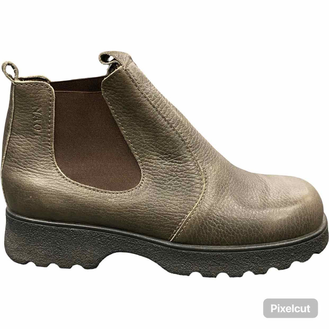 NAOT Shoe Size 37 Brown Boots(Ankle)