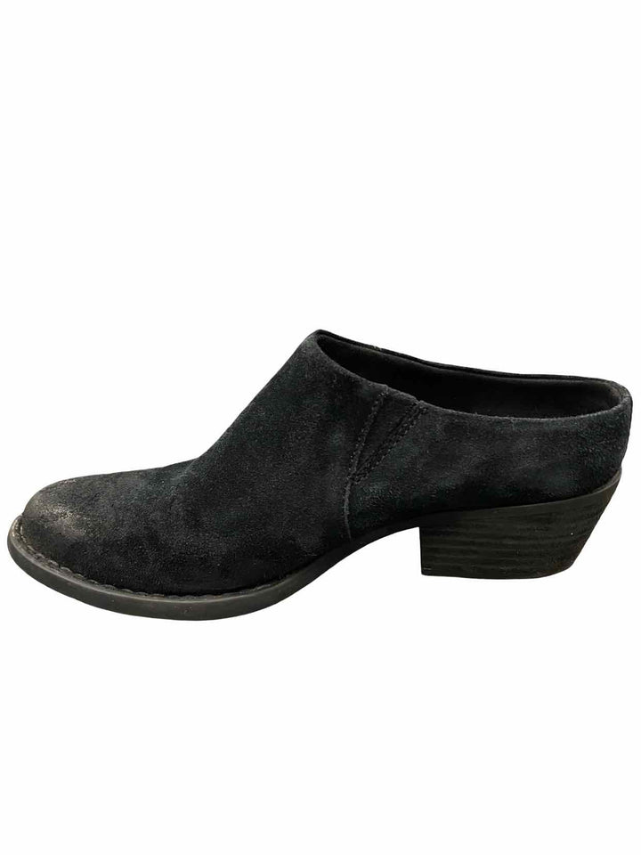 Born Shoe Size 9.5 Black Suede Boots(Ankle)