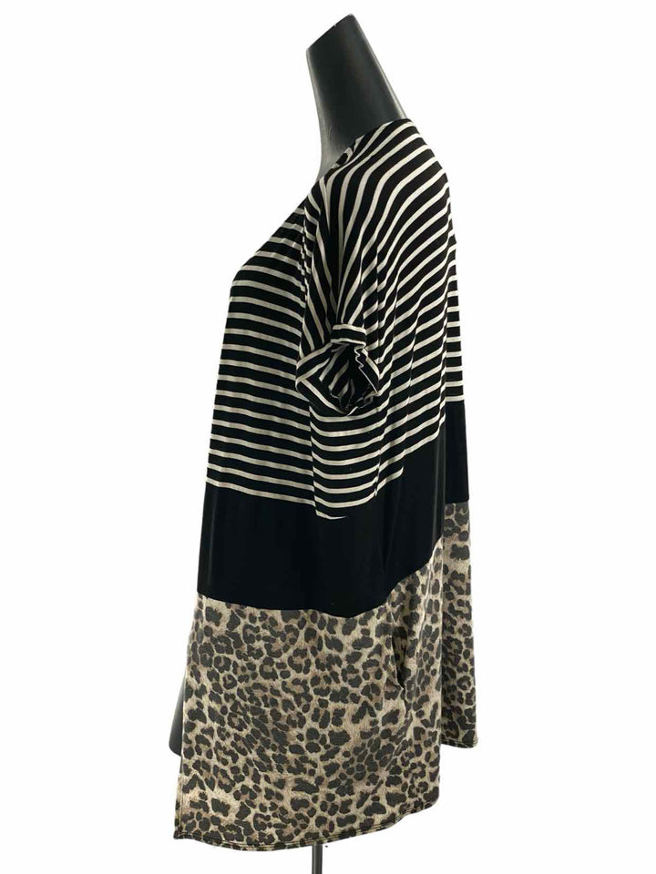 Heimish USA Size 3XL Black White Leopard, stripes Short Sleeve Shirts