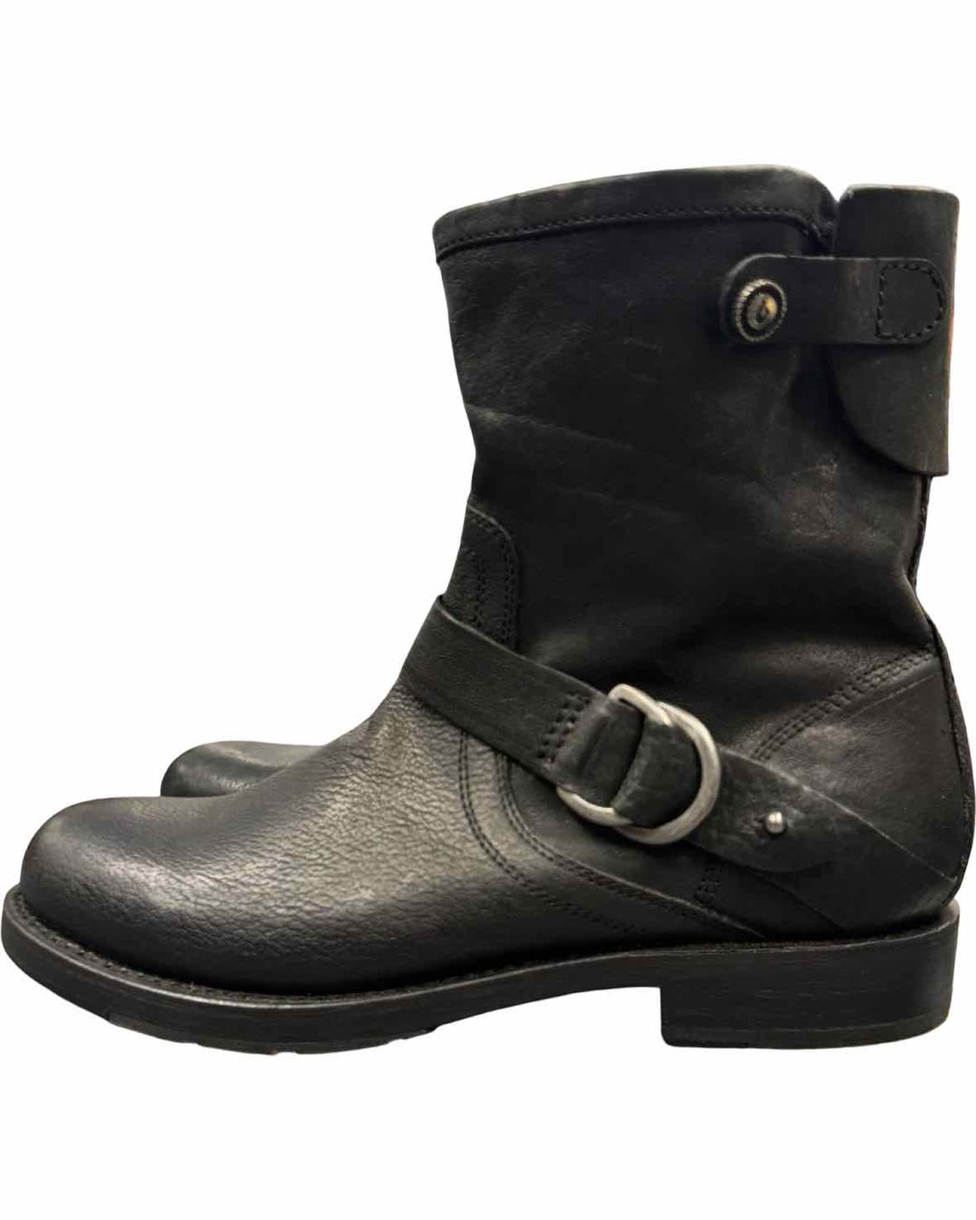 OluKai Shoe Size 7 Black Leather Nahuku Boots(Ankle)