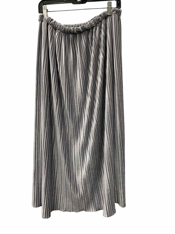 Sejour Size 2X Silver Skirt