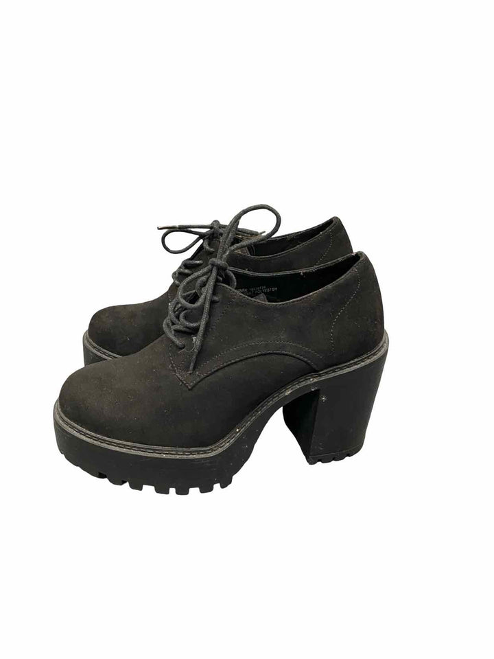 Torrid Shoe Size 8 Black Block Oxford Heels