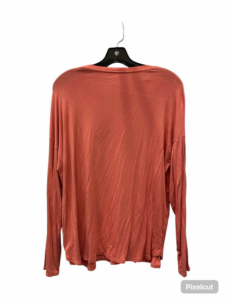 Gap Size M Peach Long Sleeve Shirts