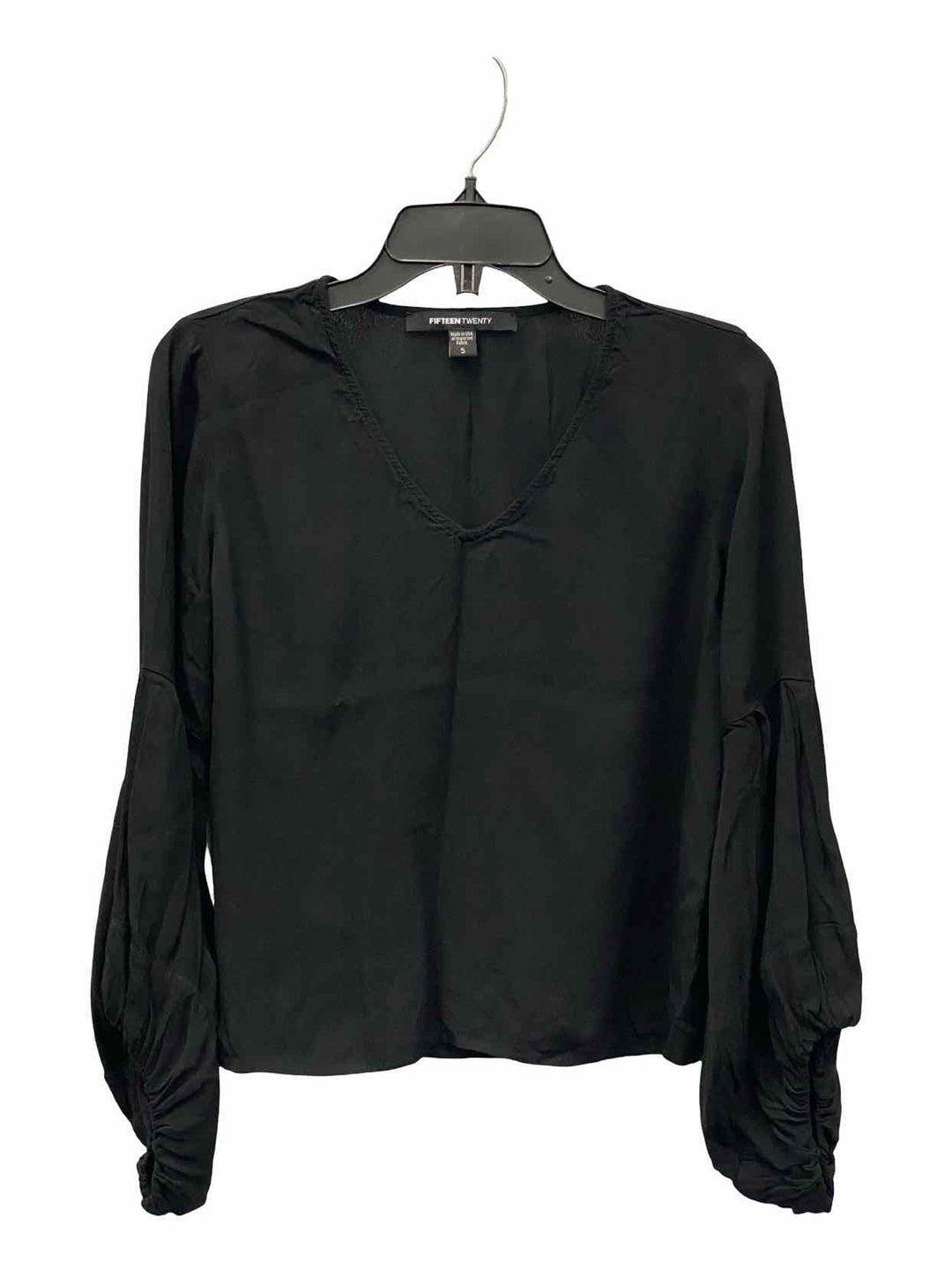 Fifteen Twenty Size S Black Long Sleeve Shirts