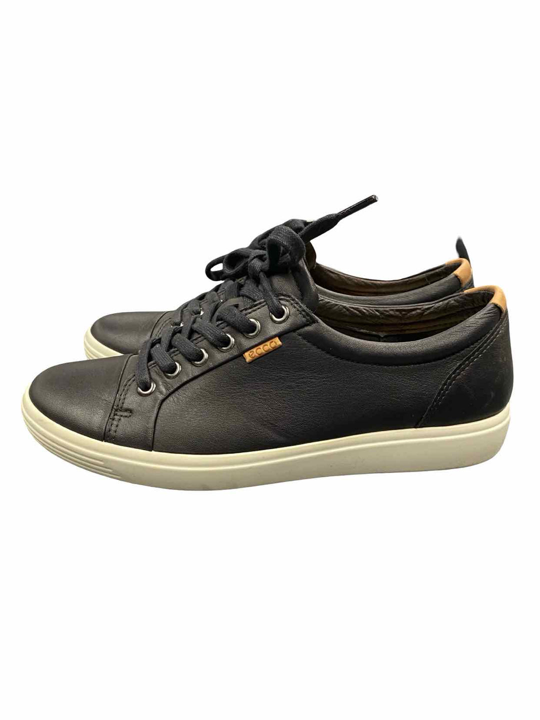 Ecco Shoe Size 8 Black Leather Sneakers