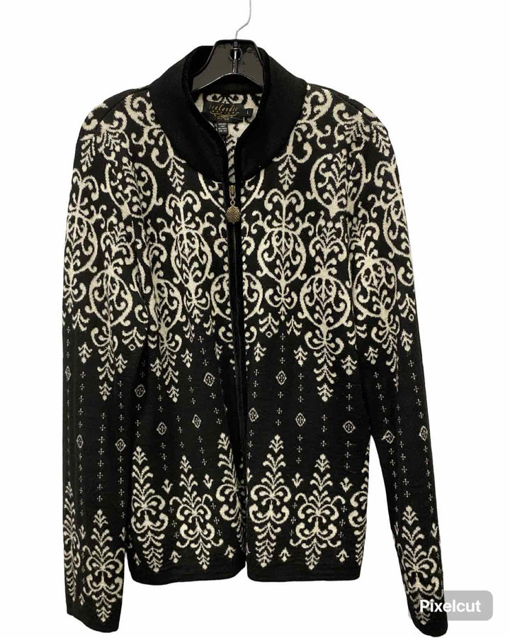 Icelandic Designs Size L Black Cream Sweater