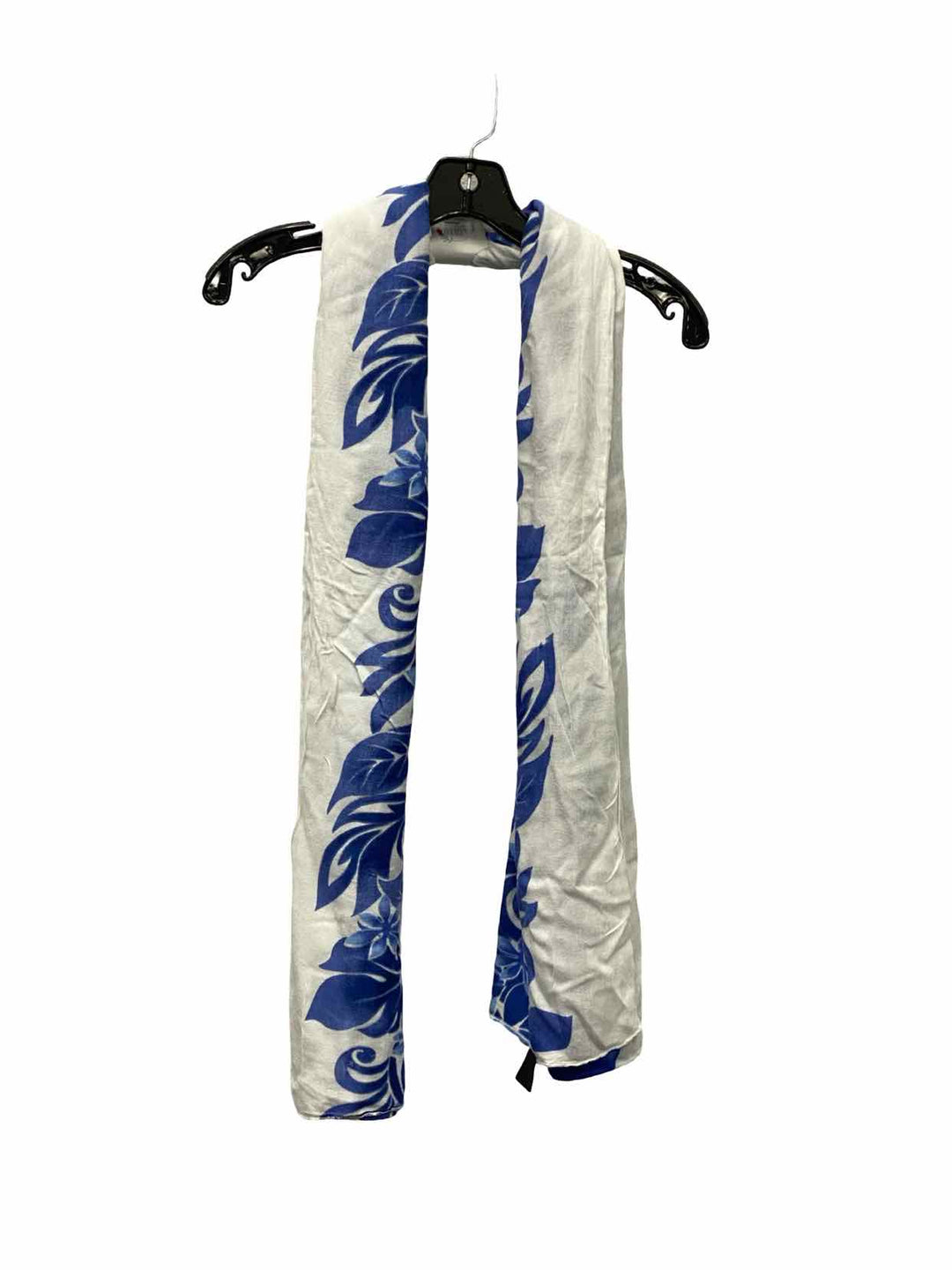 Casual Movements White Scarf