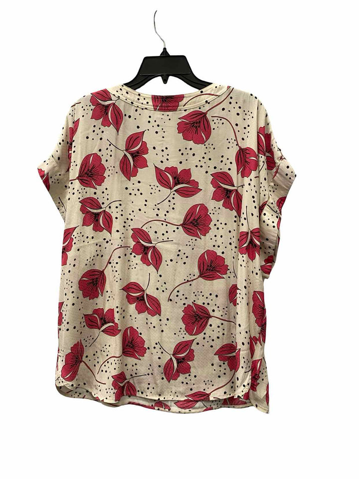 Cabi Size XL Cream Pink Floral Short Sleeve Shirts