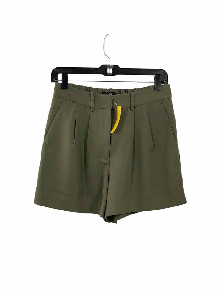 Quince Size 4 Green Shorts