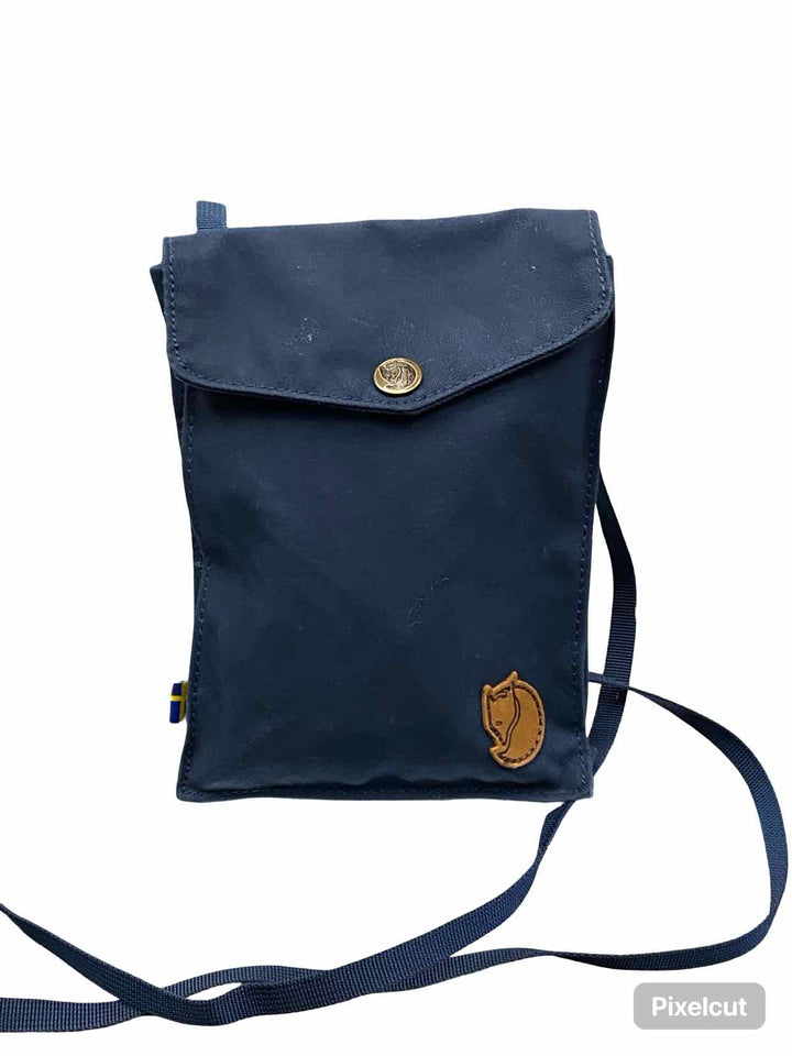 Fjall Raven Navy Bag