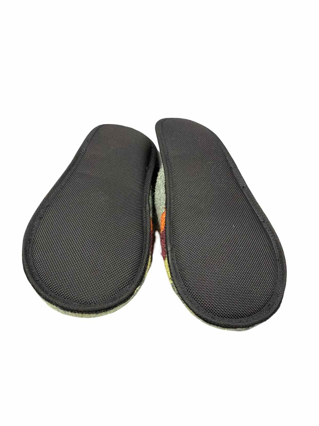 Unknown Shoe Size 7 Green multi color Slippers